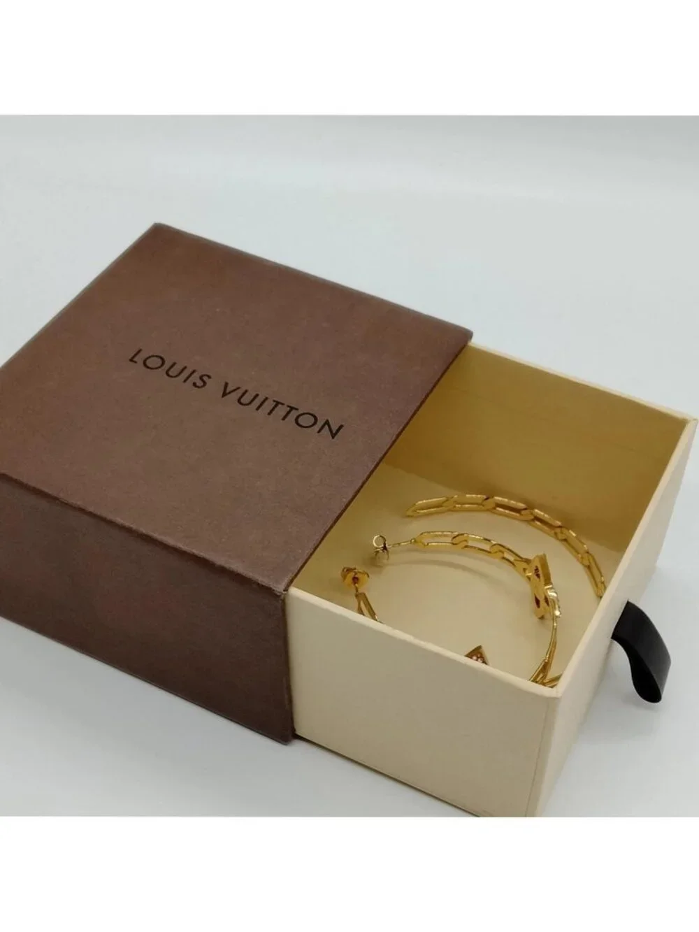 Authentic Louis Vuitton Idylle Blossom Hoop Earrings Gold Tone Crystal Monogram